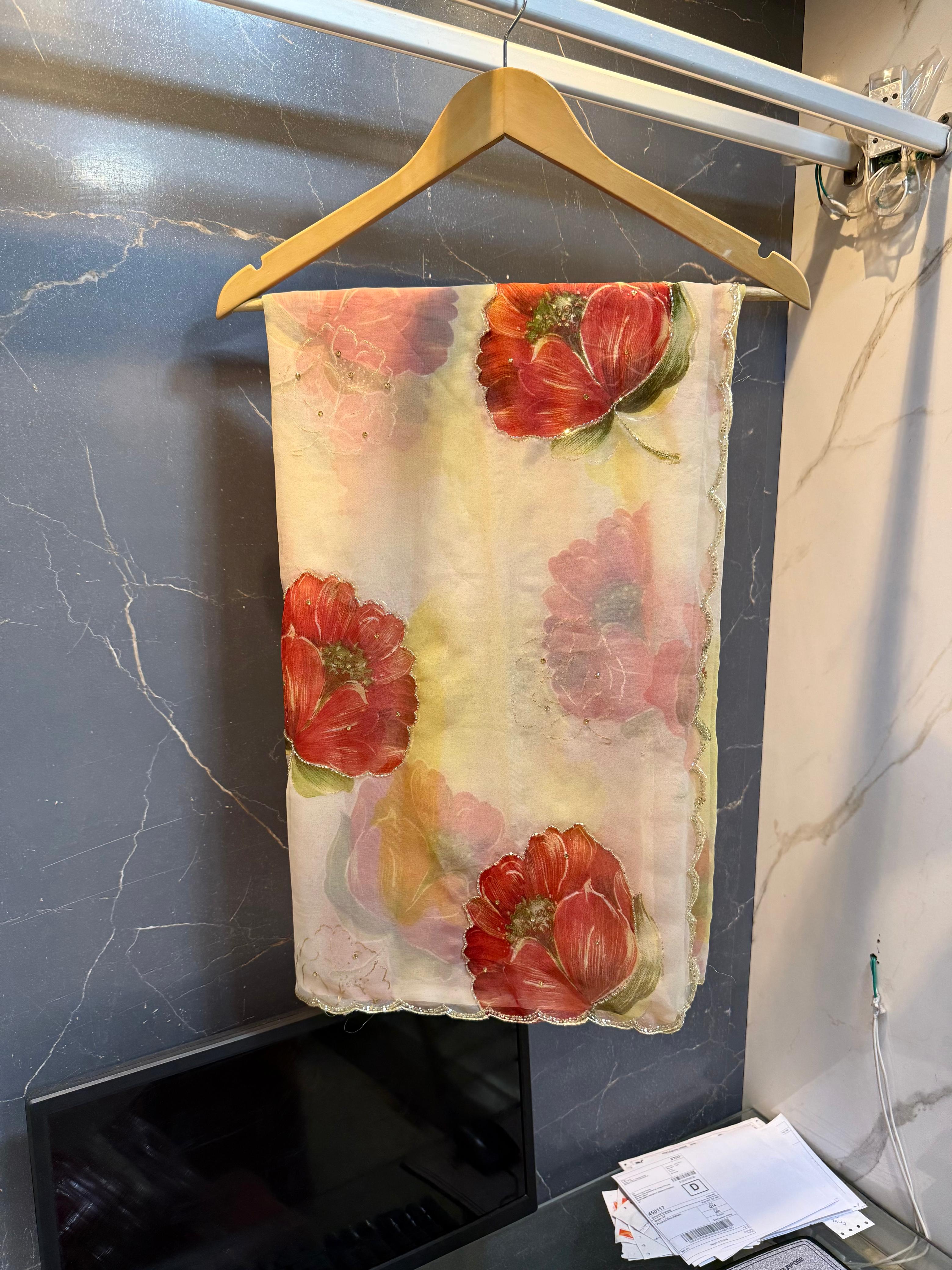 Beautiful Flower Print Georgette Saree With Handwork Touching