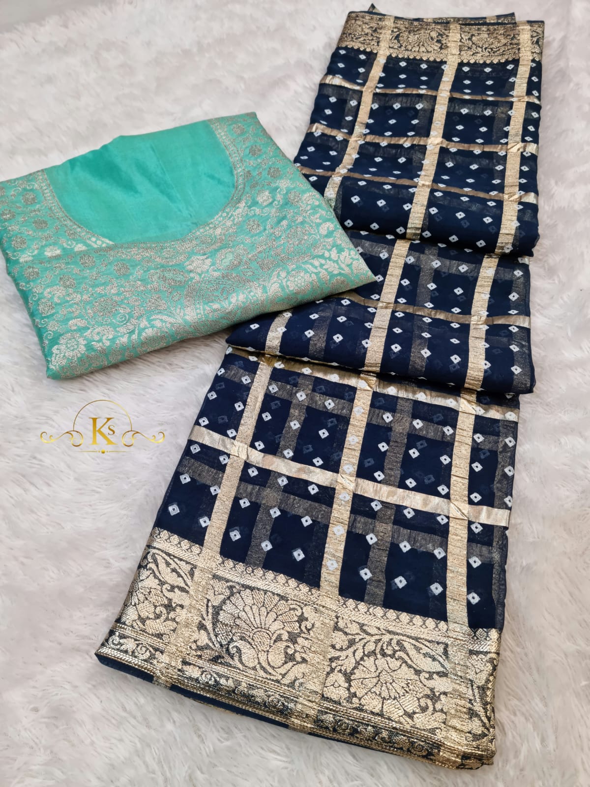 Viscose Georgette Saree With Table Bandhani Print X Naylon Blouse