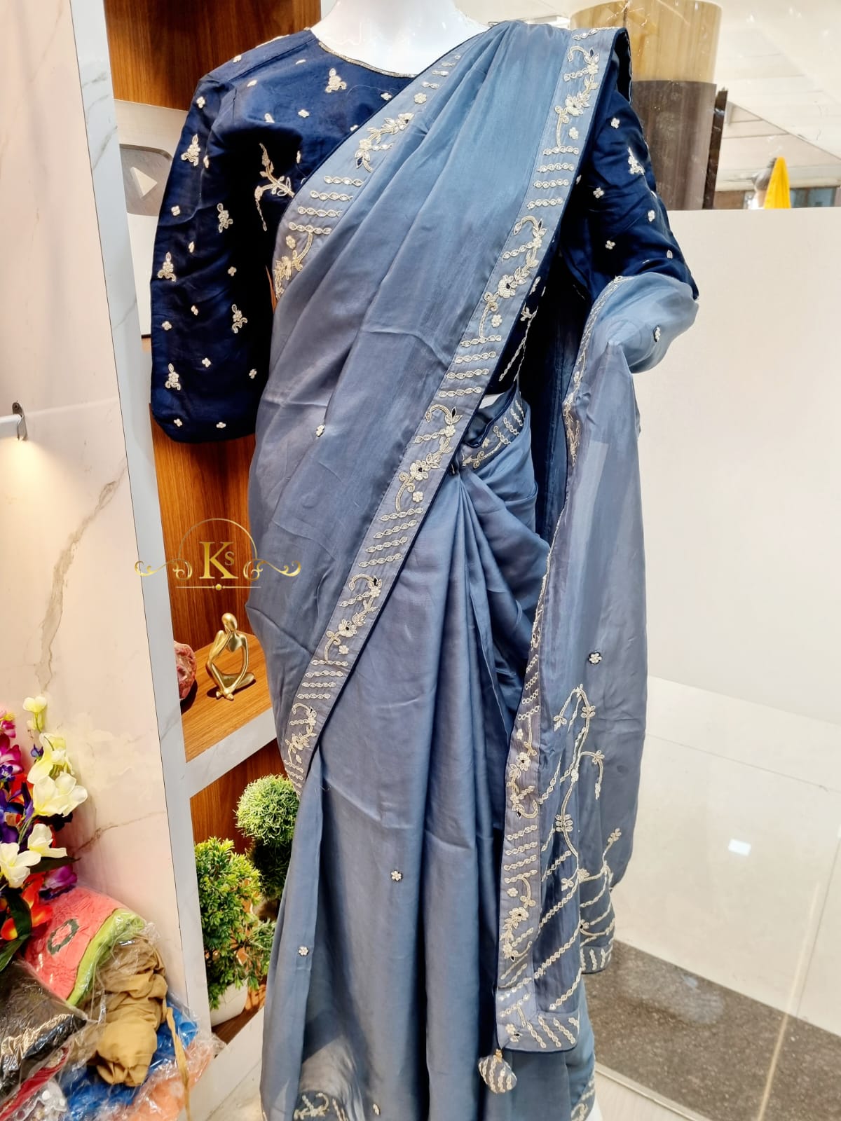 Beautiful Hand Work Saree With Readmade Blouse