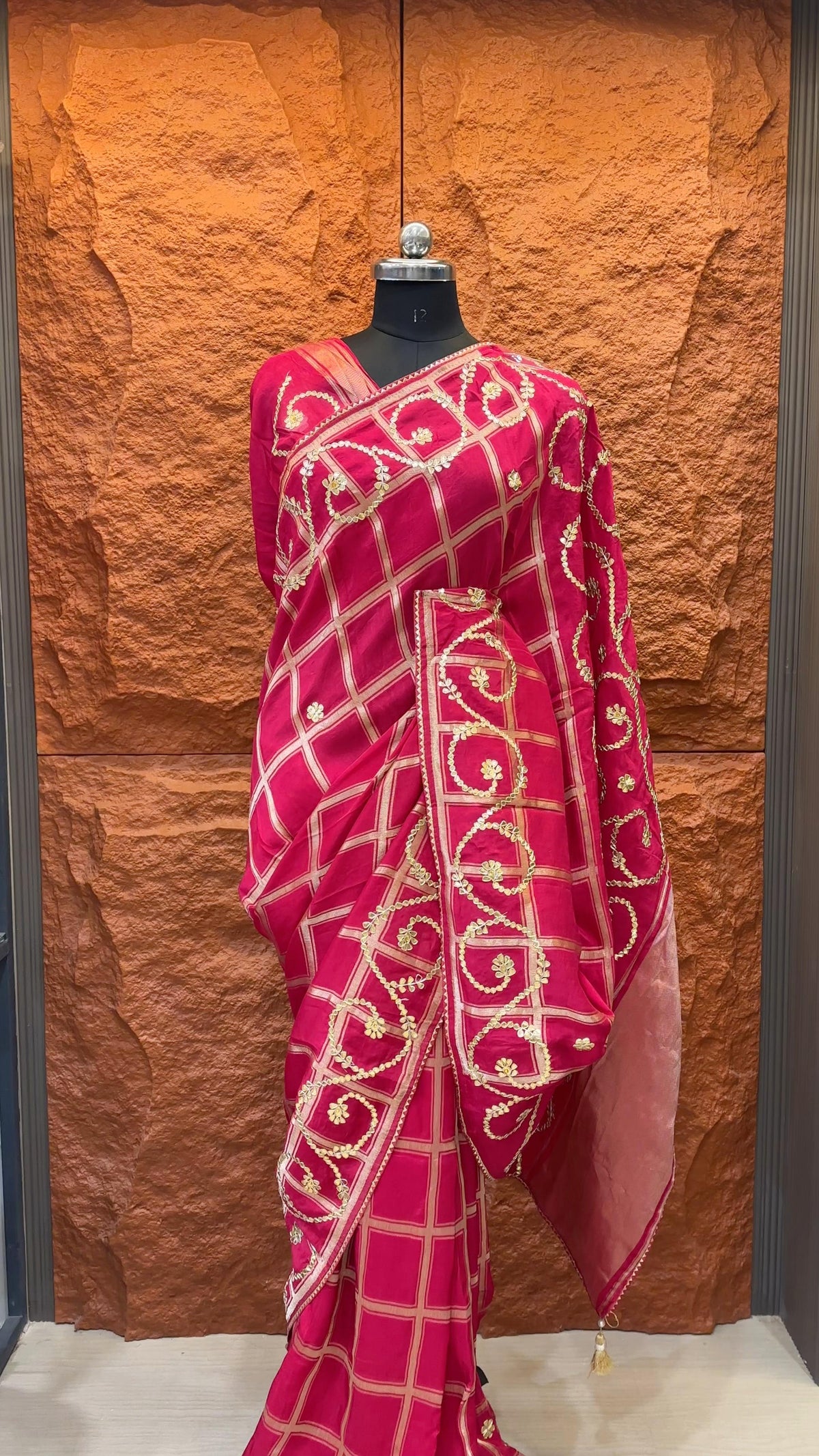 Dolla Silk Saree With Gottapatti Hand Work