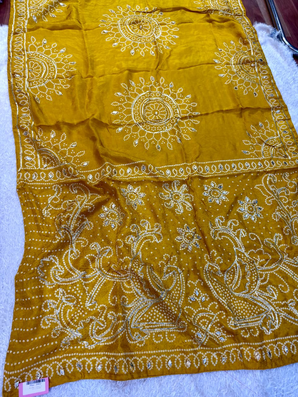 Dolla Silk Saree With Gottapatti Work