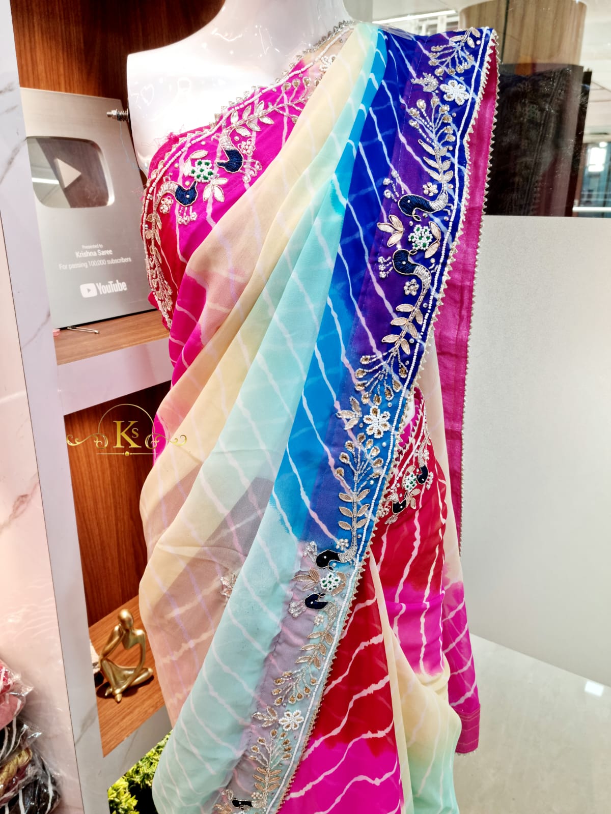 Georgatte Multi Colour Lahriya Saree With Traditional Handwok