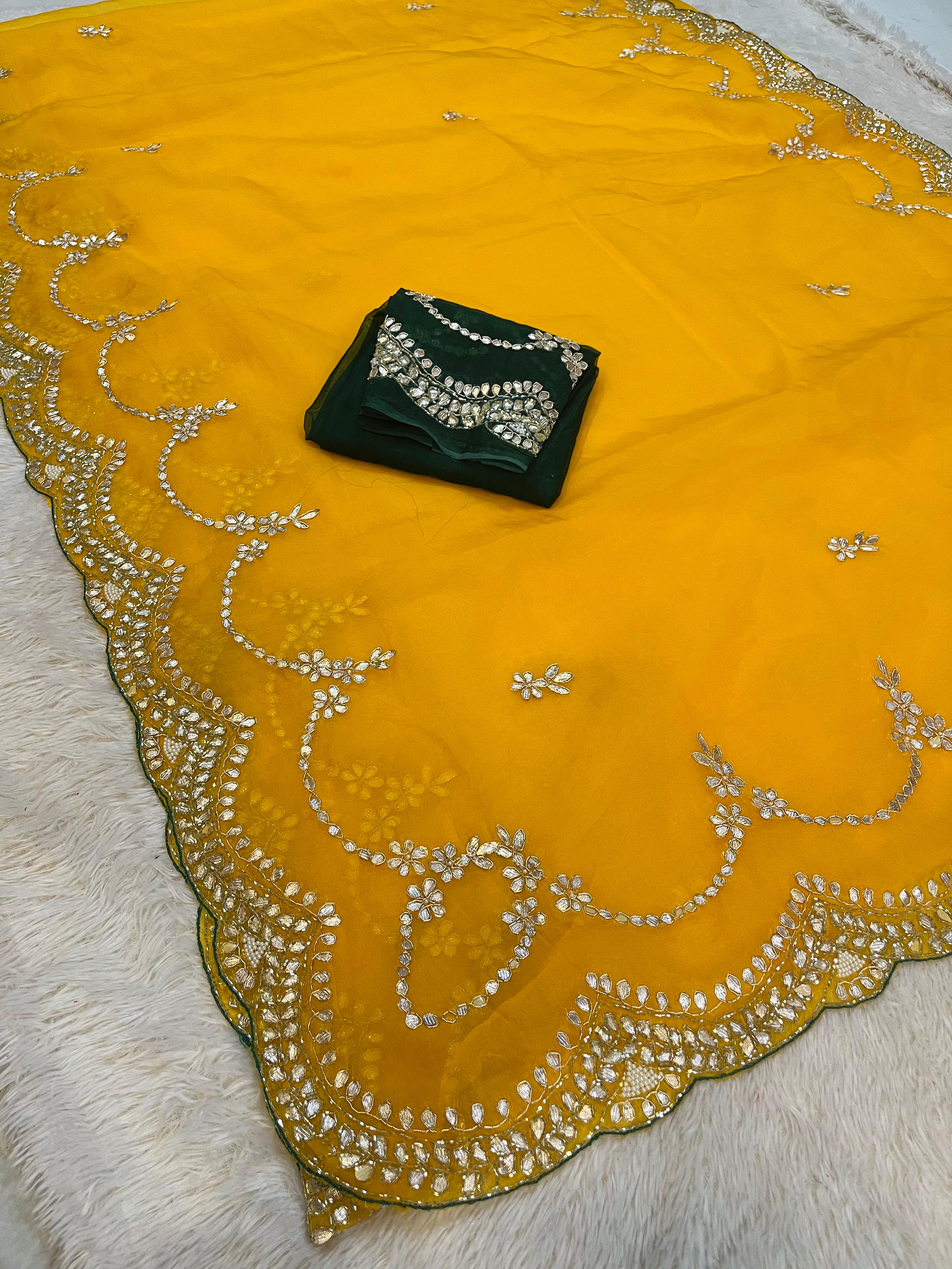 Beautiful Organza Saree With Handwork