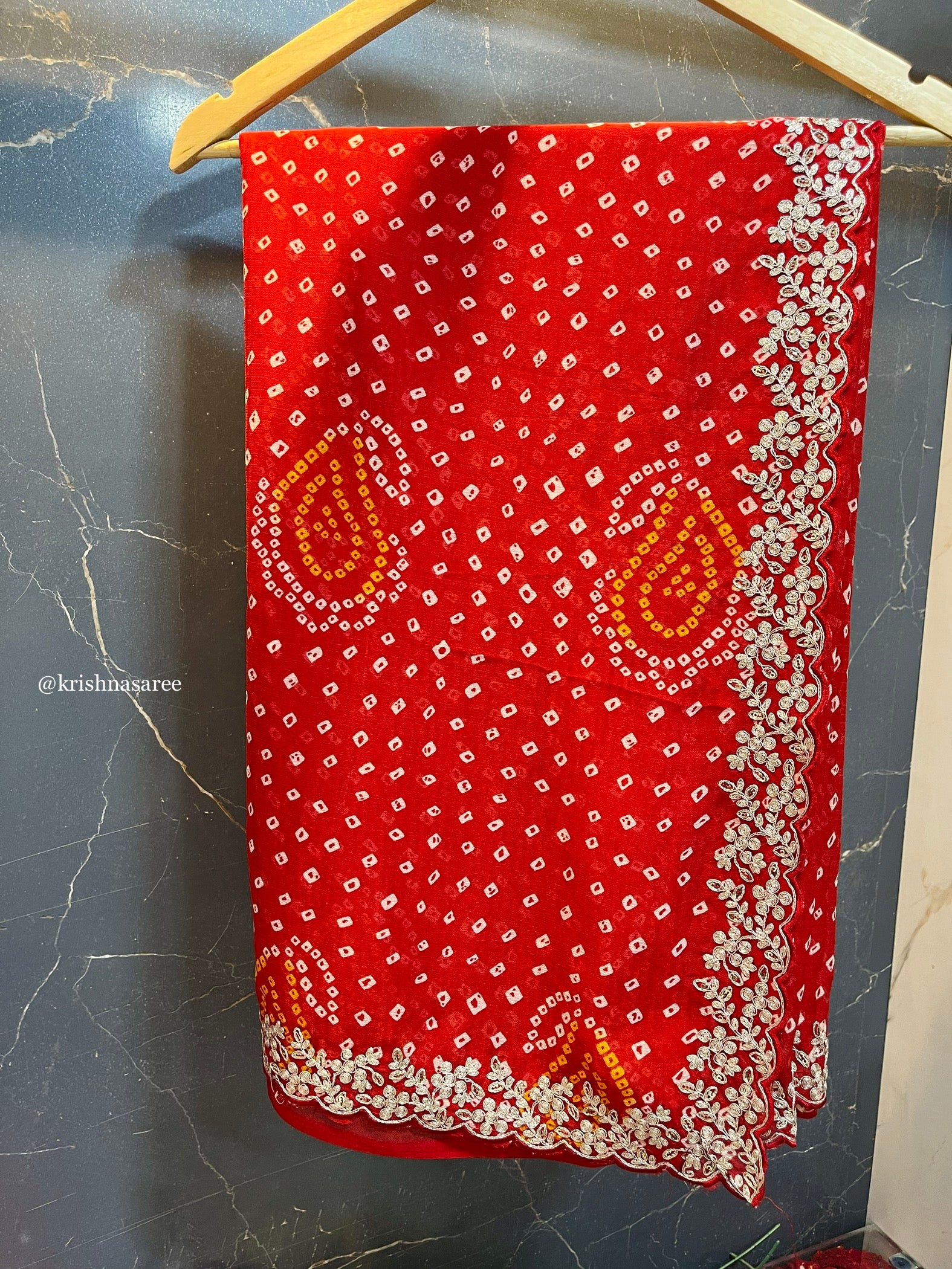 Beautiful Traditional Saree On Fancy Chinon Fabric X Pittun Work