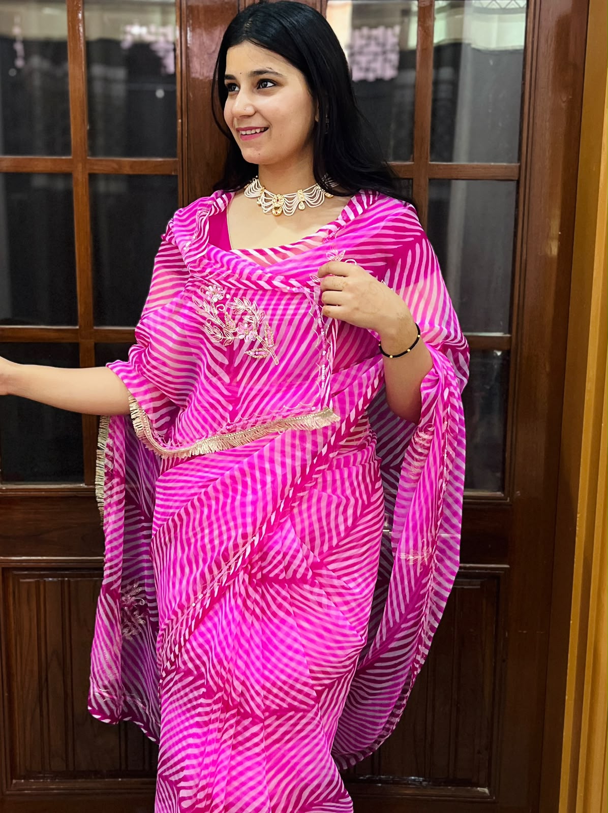 Latest Georgette Saree With Handwork