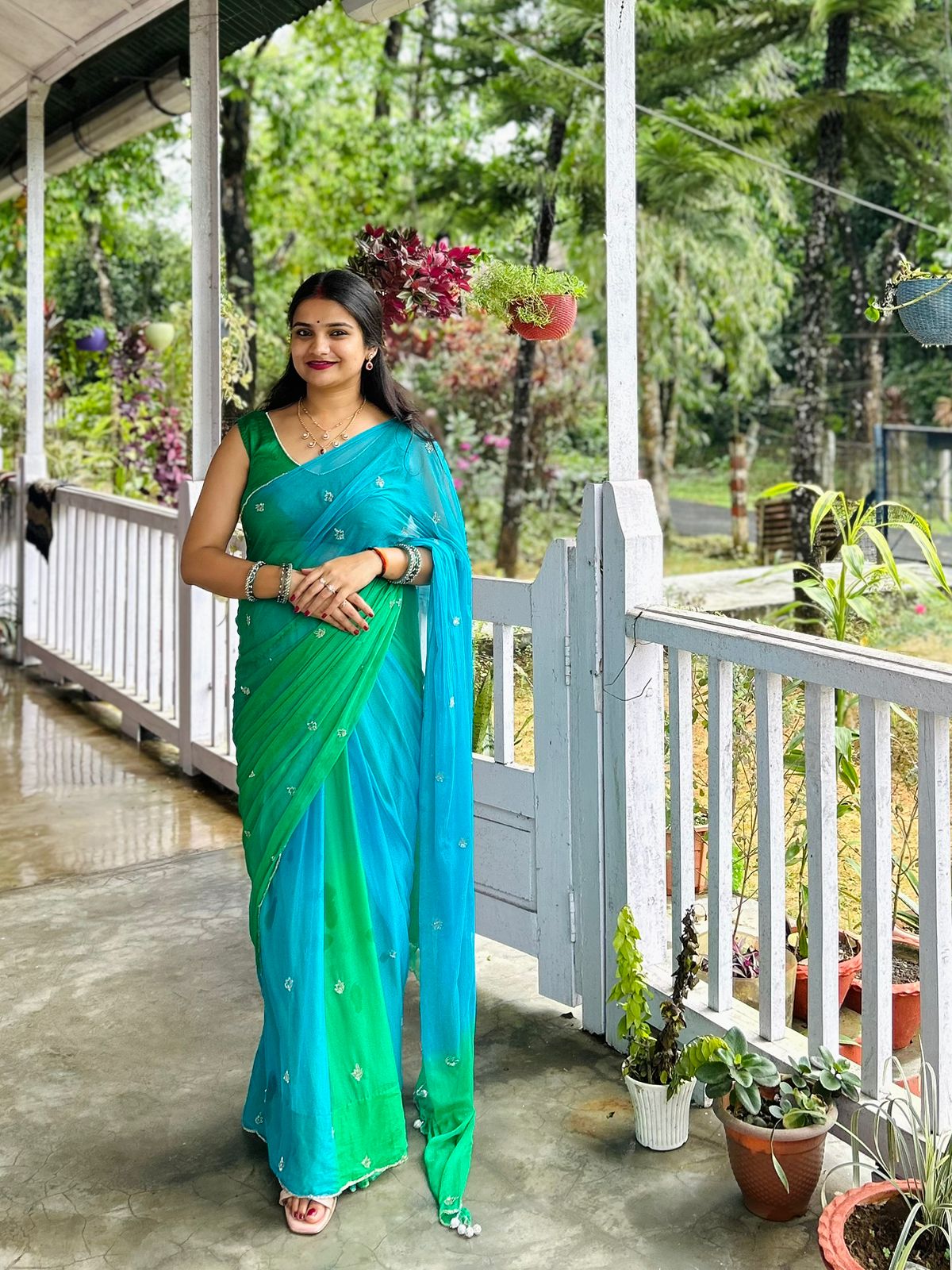 Beautiful Semi Chiffon Saree With Handwork