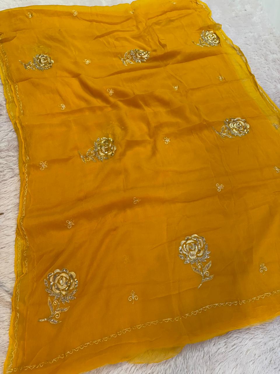 Beautiful Chiffon Saree With Handwork Butta