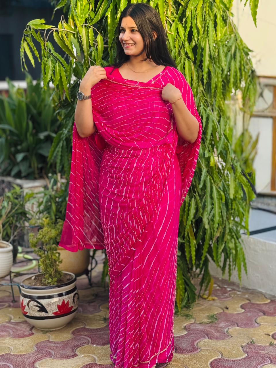 Beautiful Semi Chiffon Lahriya Saree With Handwork