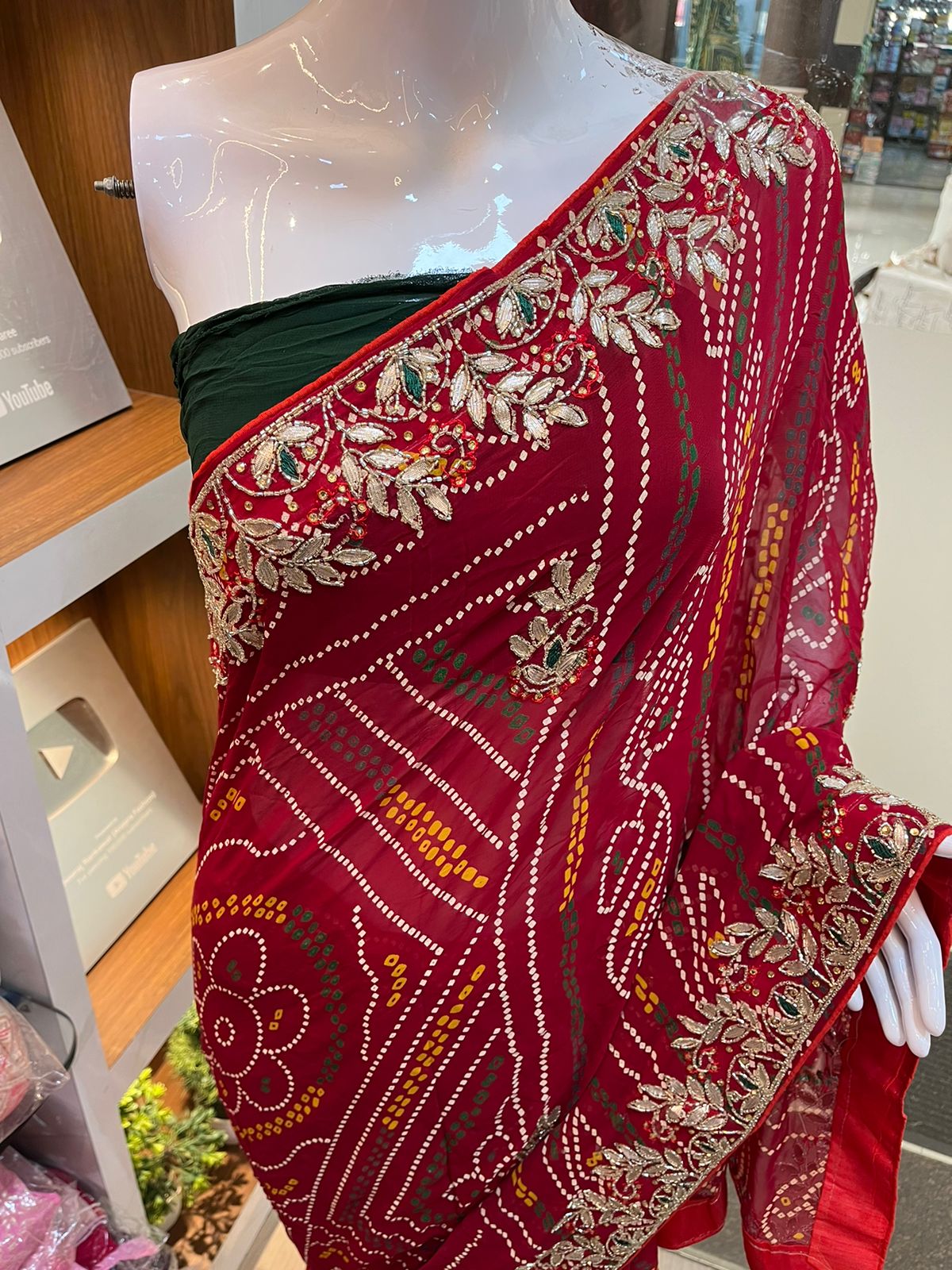 Pure Viscose Georgette Saree With Handwork