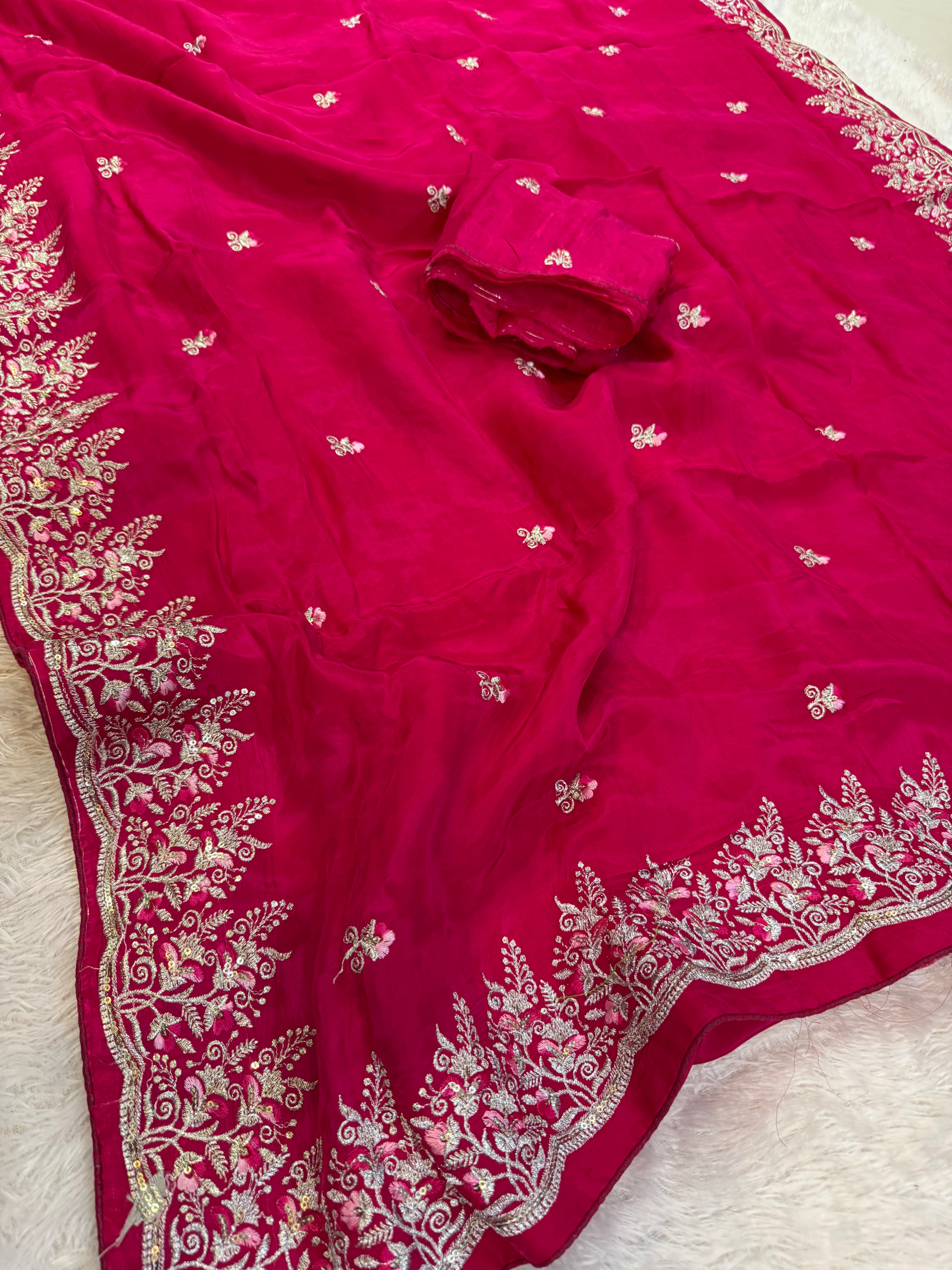 Beautiful H O Silk Saree With Thread Resham Jari Work