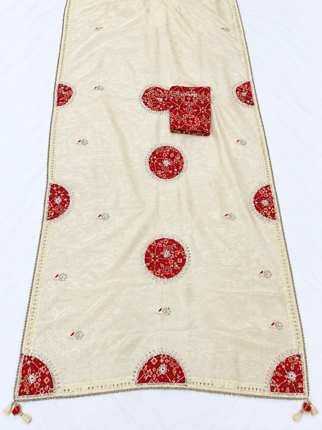 Beautiful Tissue Cosmos Saree With Handwork