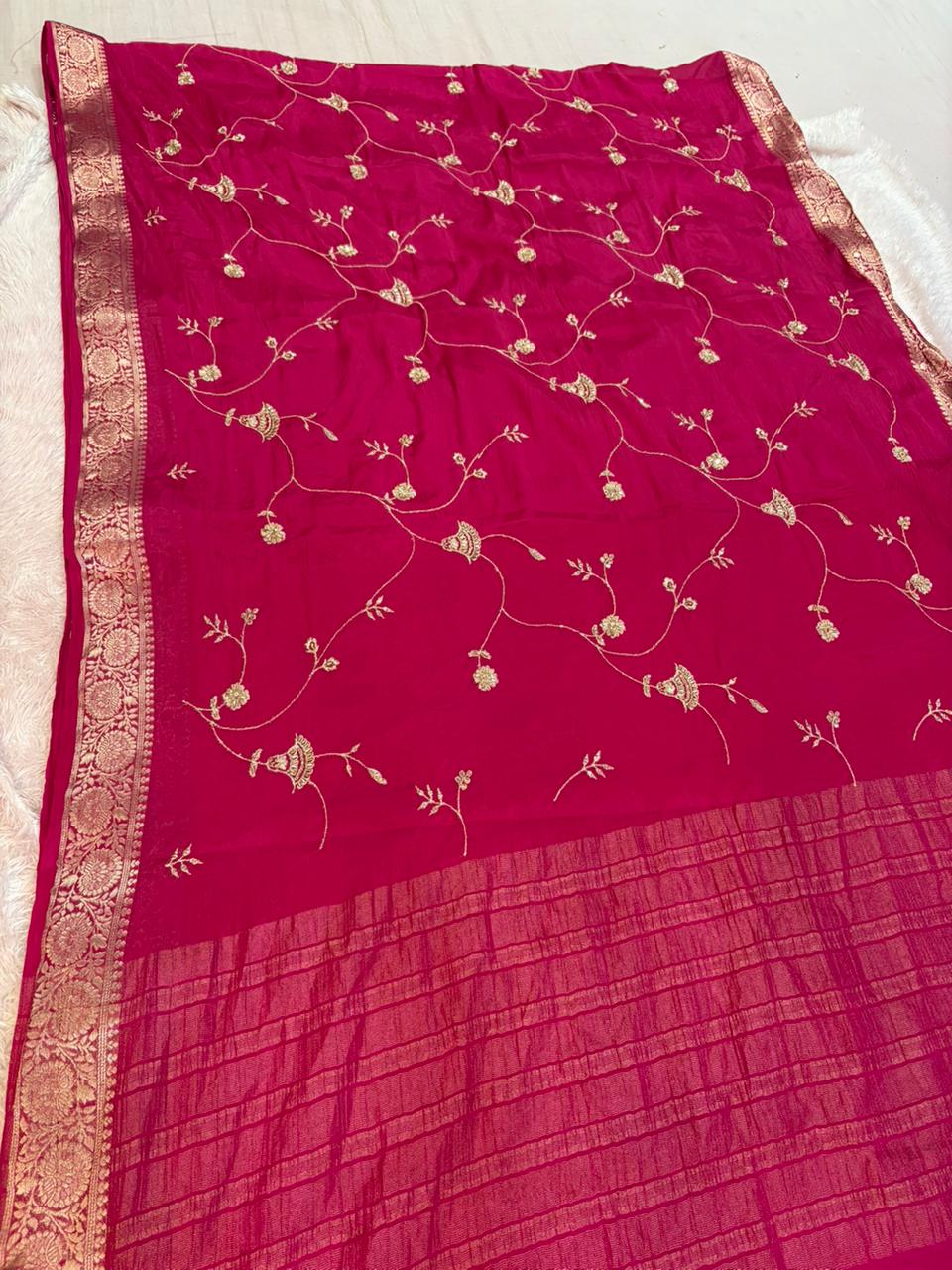 Beautiful Semi Chinon Saree With Zari Work