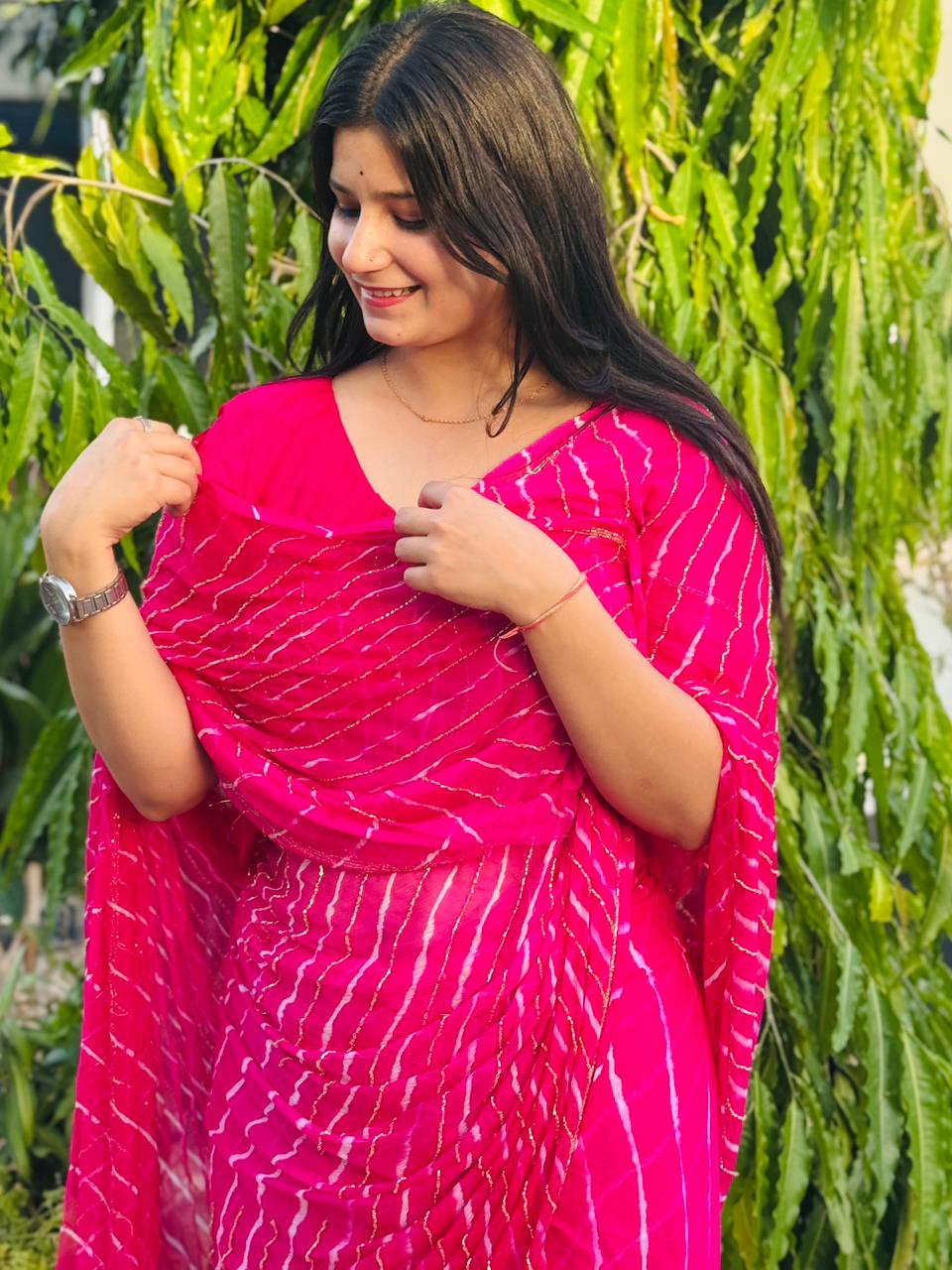 Beautiful Semi Chiffon Lahriya Saree With Handwork