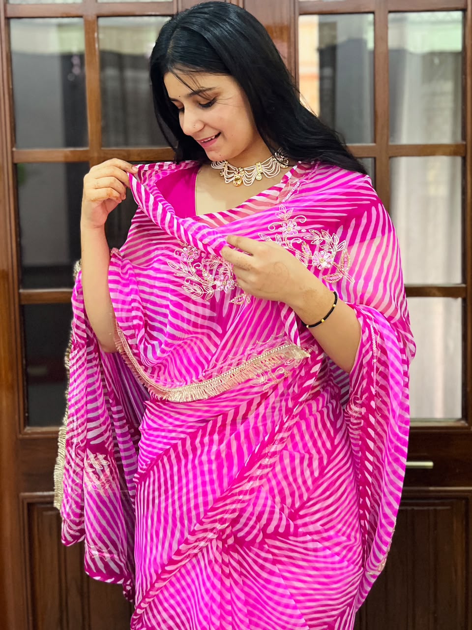 Latest Georgette Saree With Handwork