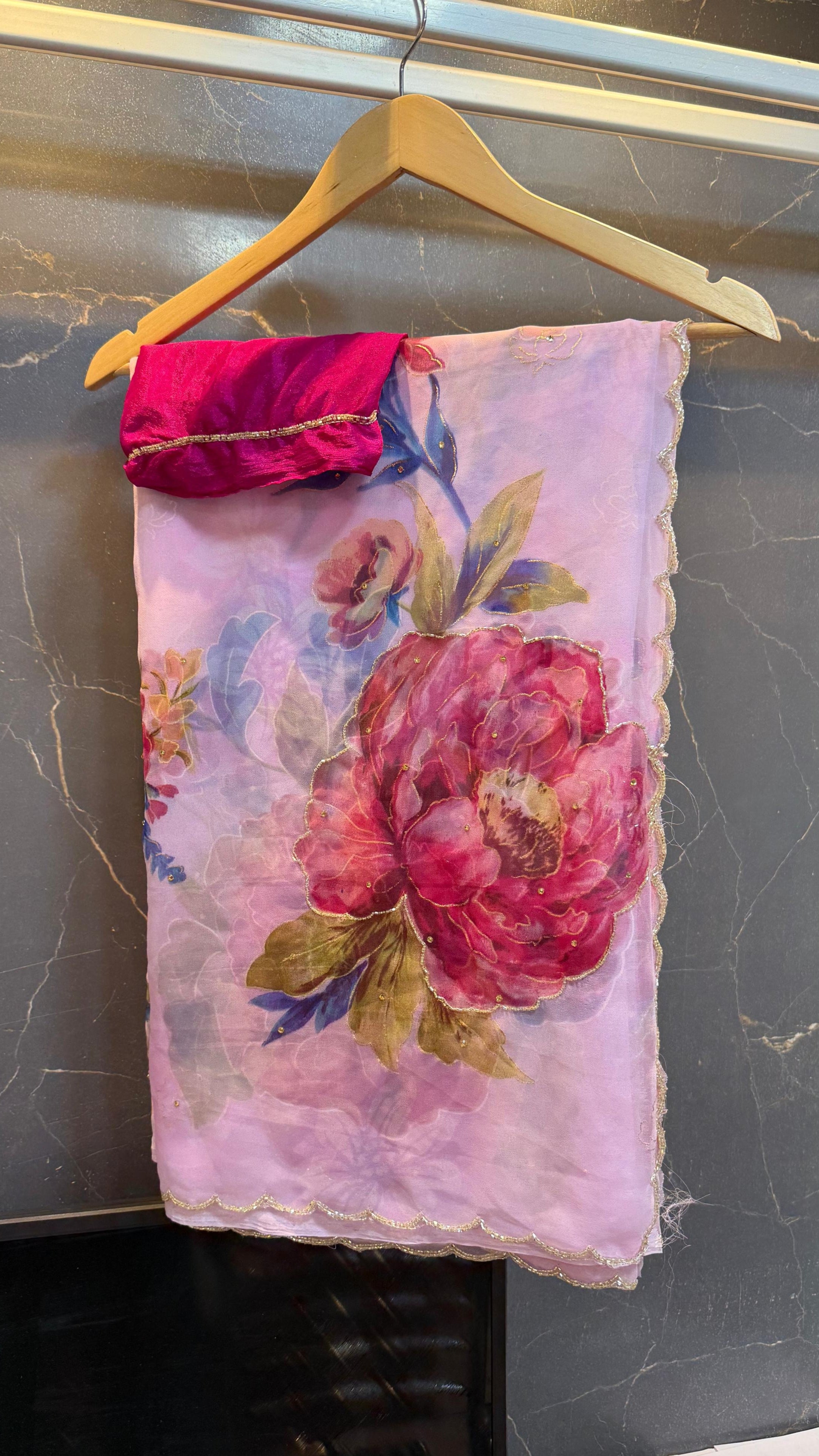 Beautiful Georgette Flower Print Saree With Handwork Touching