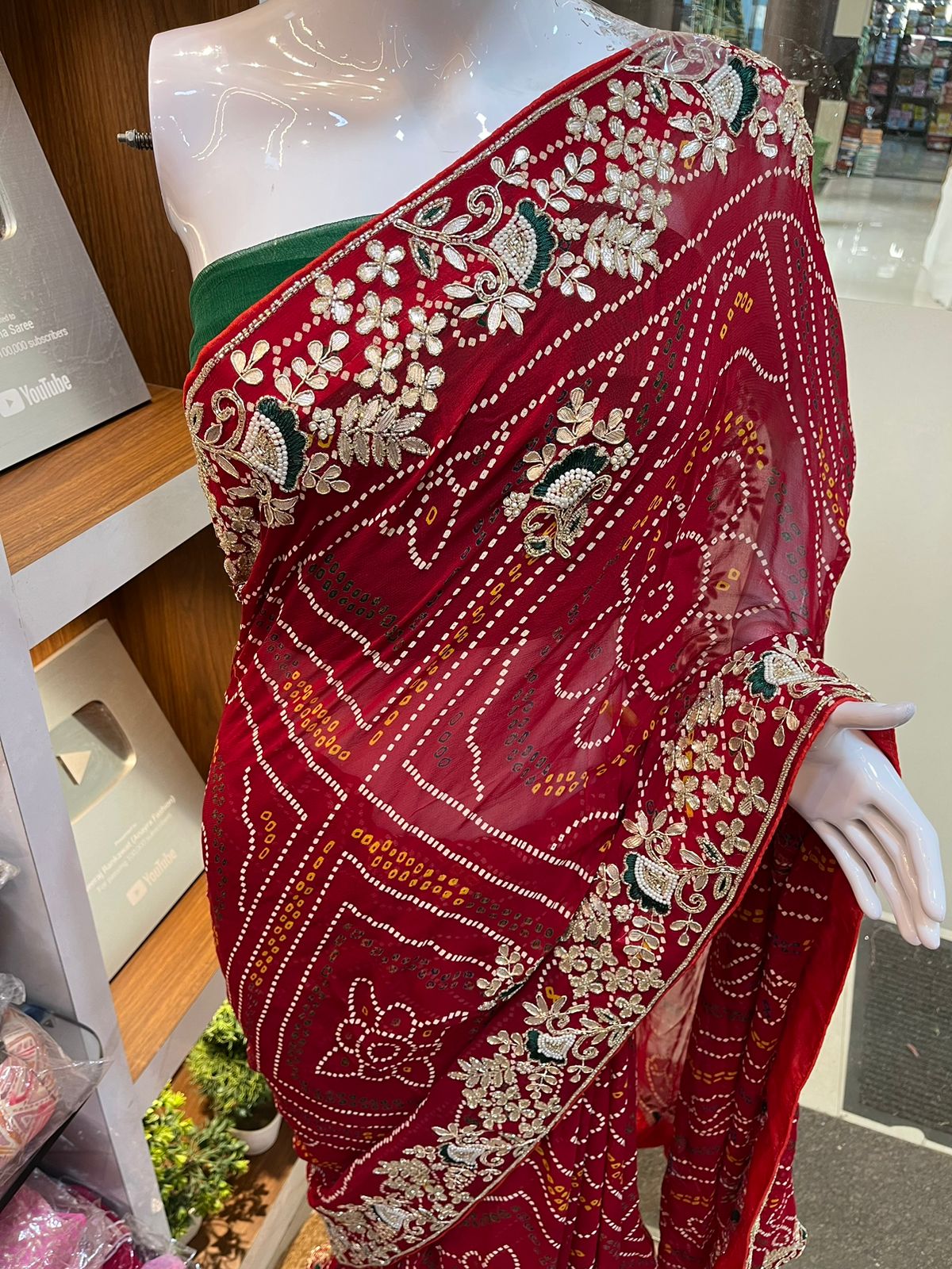 Pure Viscose Georgette Saree With Handwork
