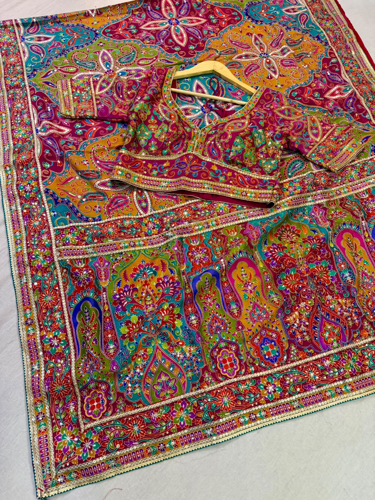 Beautiful  H O Silk Saree With Handwork