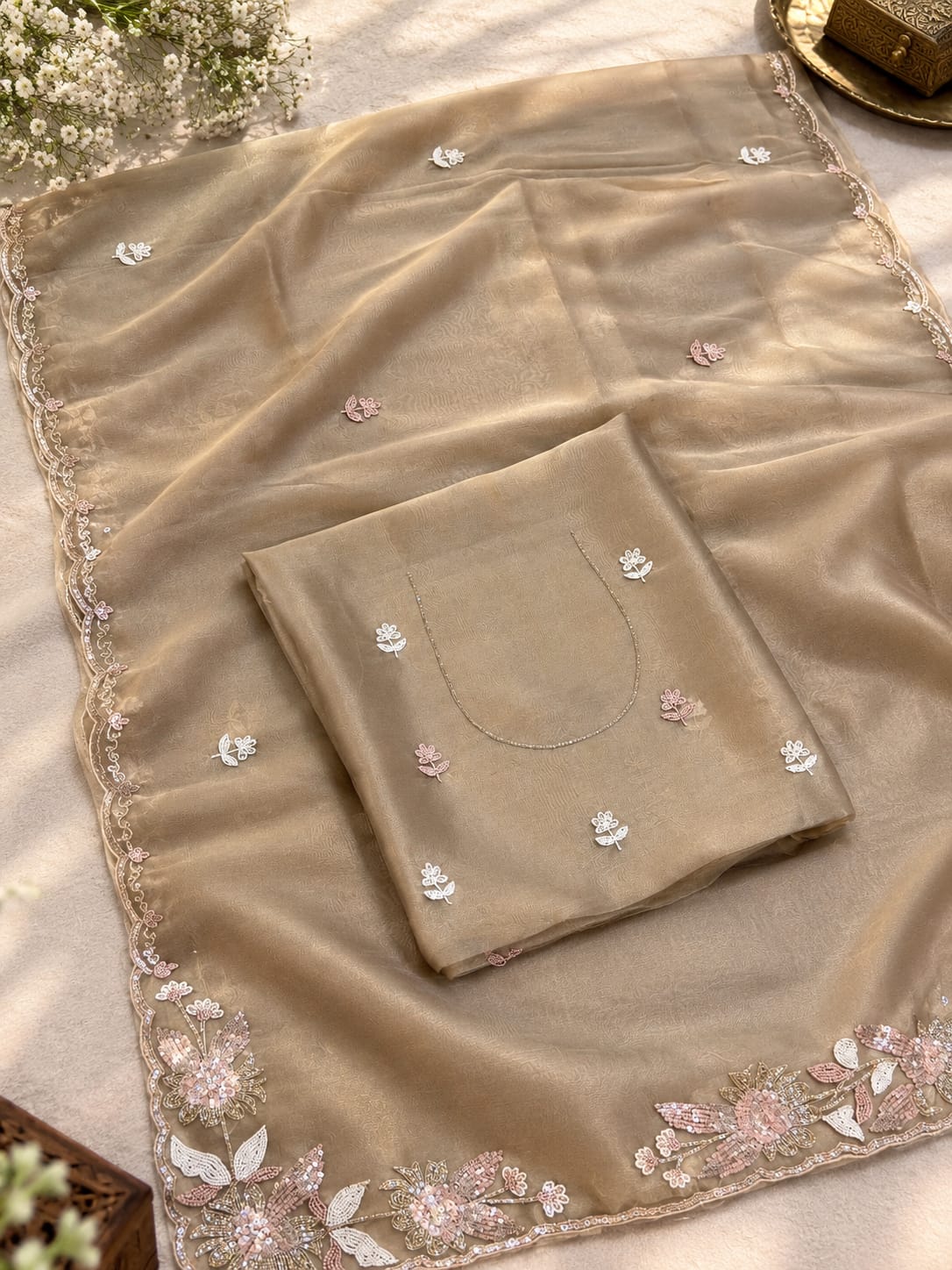 Luxury Tissue Silk Saree With Handwork